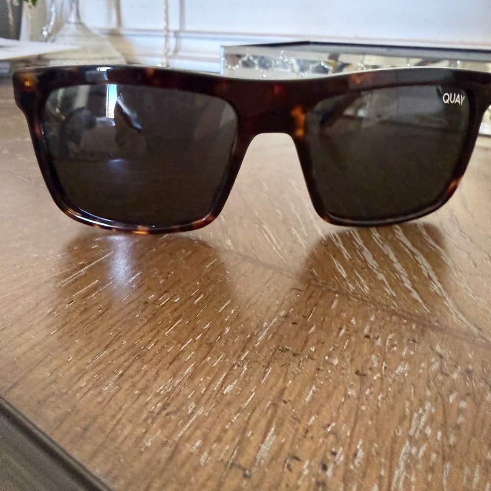 Quay Tortoiseshell Square Sunglasses - Dark Lenses